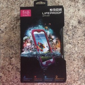 New!  Lifeproof Fre case for Samsung Galaxy S4.